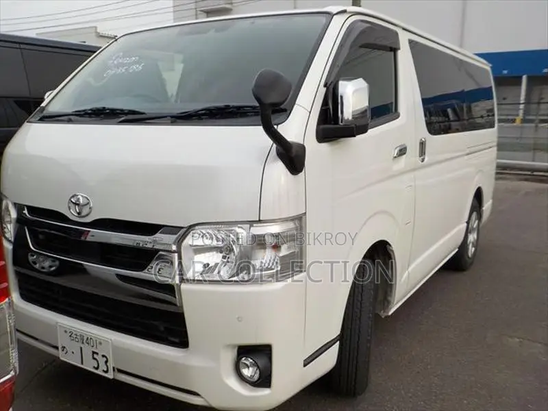 Toyota Hiace 2021