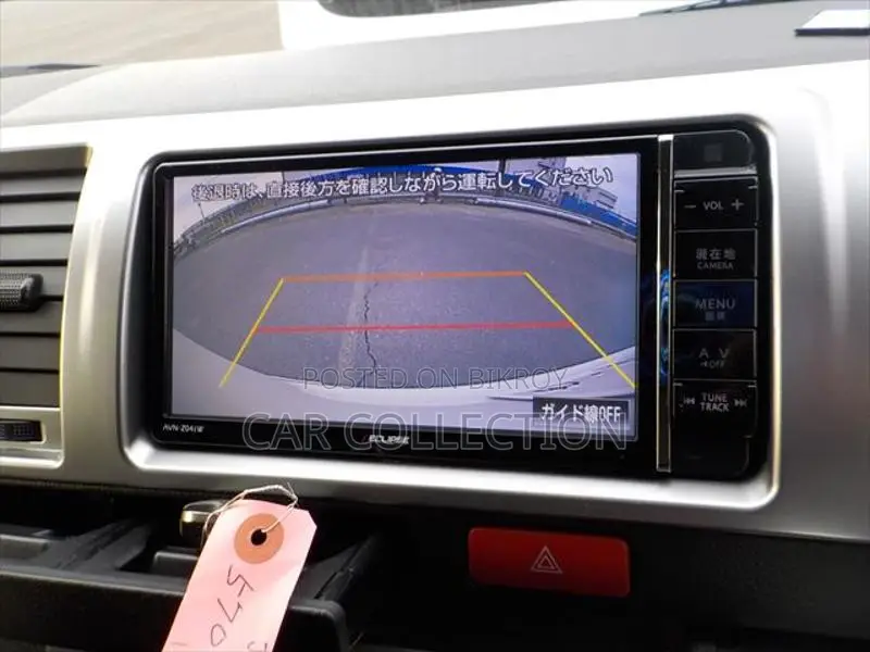 Toyota Hiace 2021