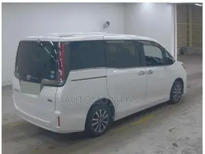Toyota Esquire GI Premium 2020