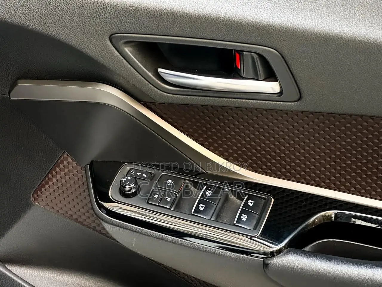 Toyota C-HR G LED VERSION 2018