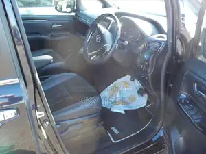 Toyota Esquire Gi Pre. Package 2021