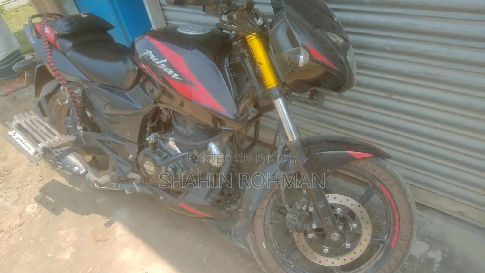 Bajaj Pulsar 150 . 2022