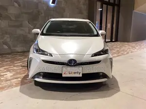 Toyota Prius S Touring 2021