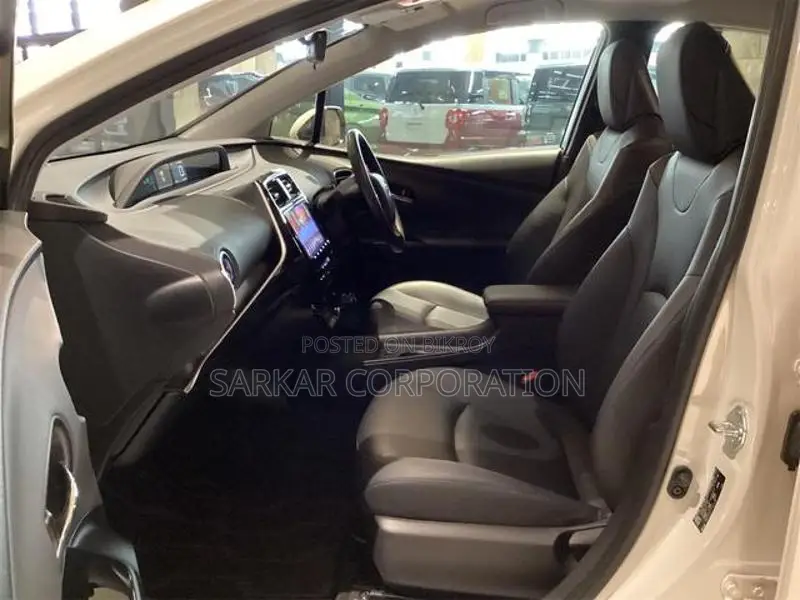 Toyota Prius S Touring 2021