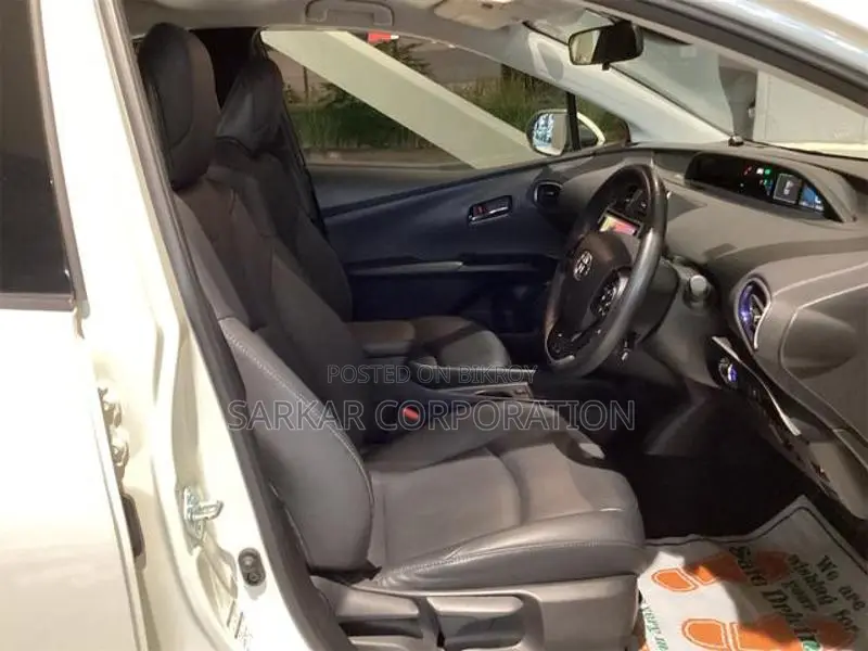 Toyota Prius S Touring 2021