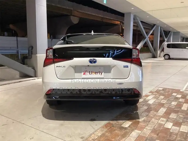 Toyota Prius S Touring 2021