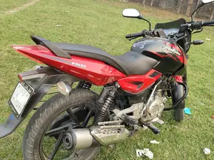 Bajaj Pulsar 150 (2017)