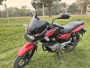 Bajaj Pulsar 150 (2017)