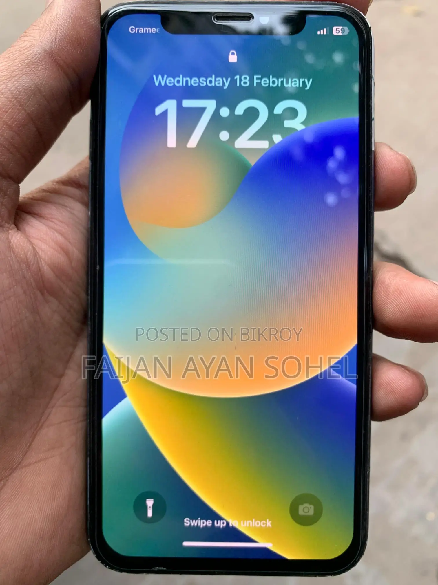 Apple iPhone X 64GB (Used)