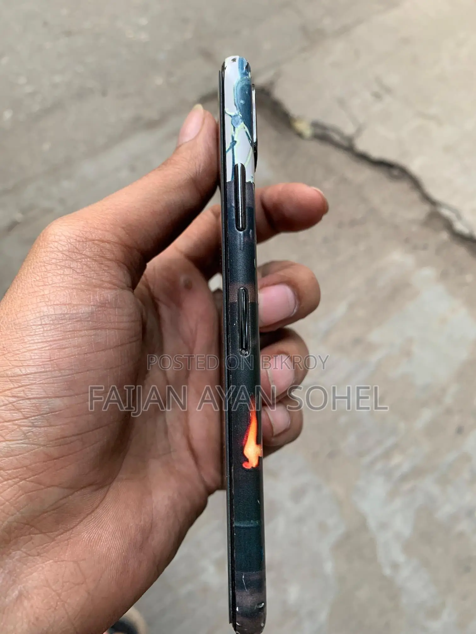 Apple iPhone X 64GB (Used)