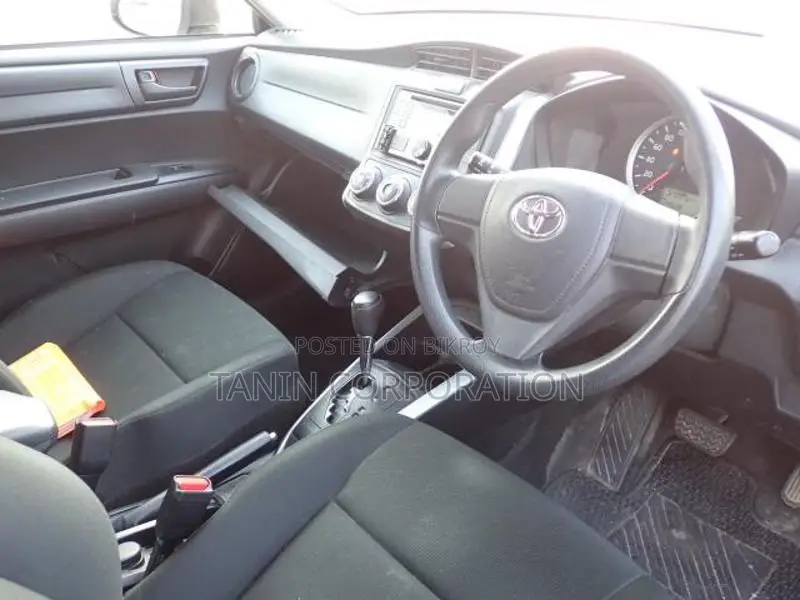 Toyota Fielder Non Hybrid EX 3.5 2020