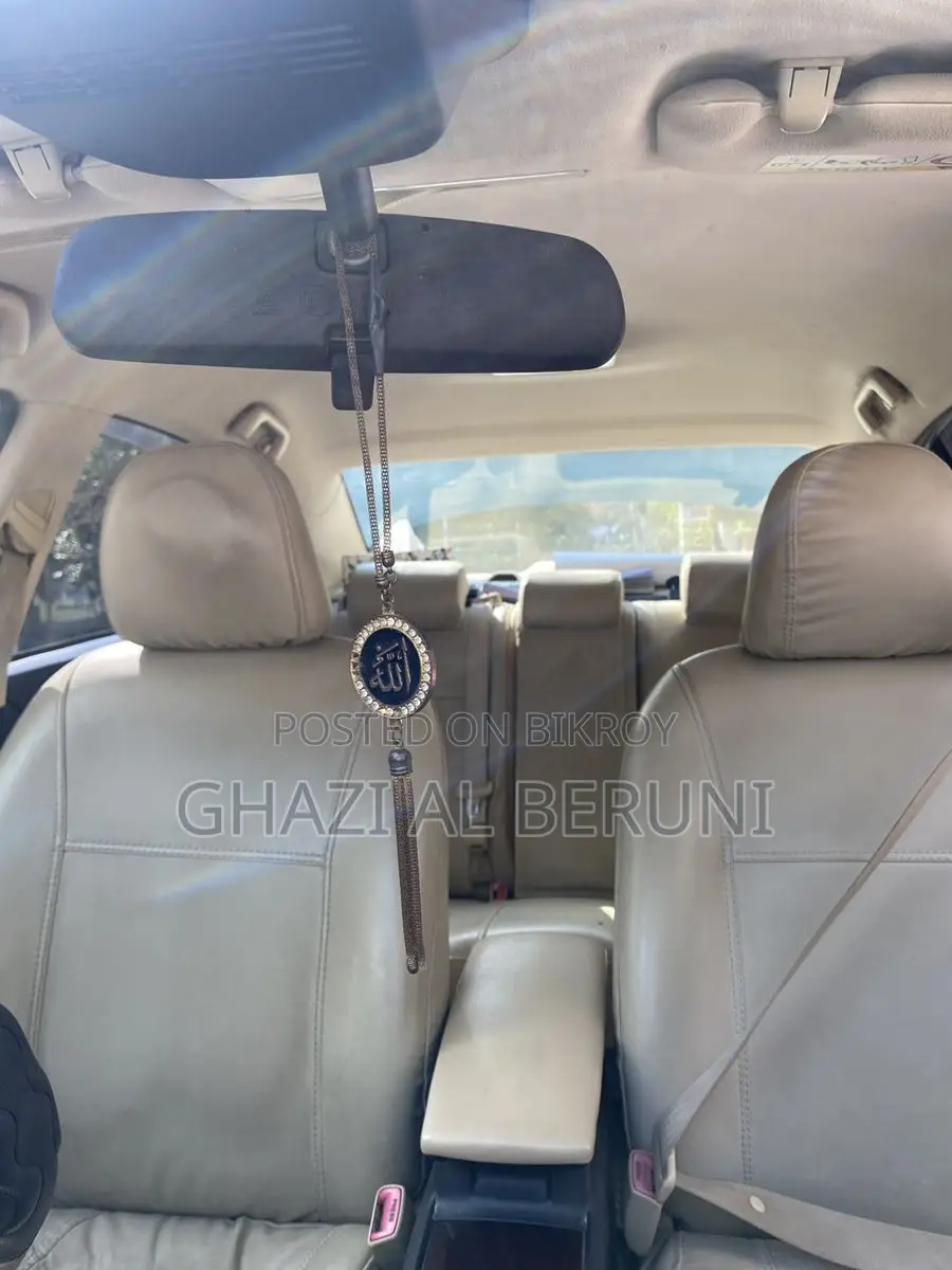 Toyota Premio 2016