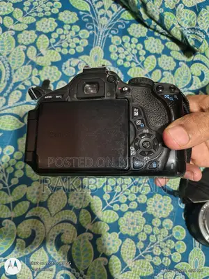 Canon EOS 1100D DSLR