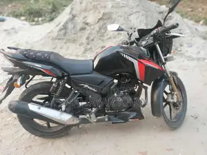 TVS Apache RTR 160 . 2022