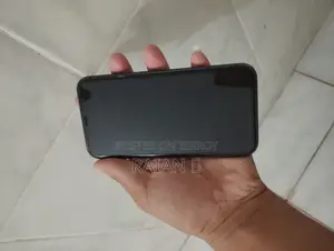 Apple iPhone 11 (Used)