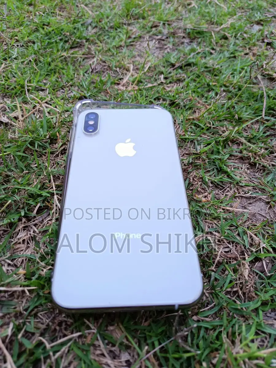 Apple iPhone XS ` (Used)
