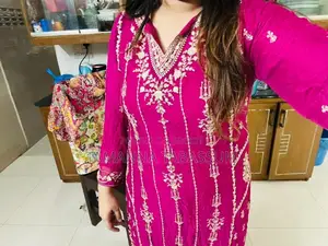 সুন্দর টুপিস/two Piece Kamiz Set