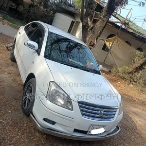 Toyota Premio White 2005