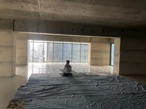 Gulshan Avenue Commercial Space Rent IN