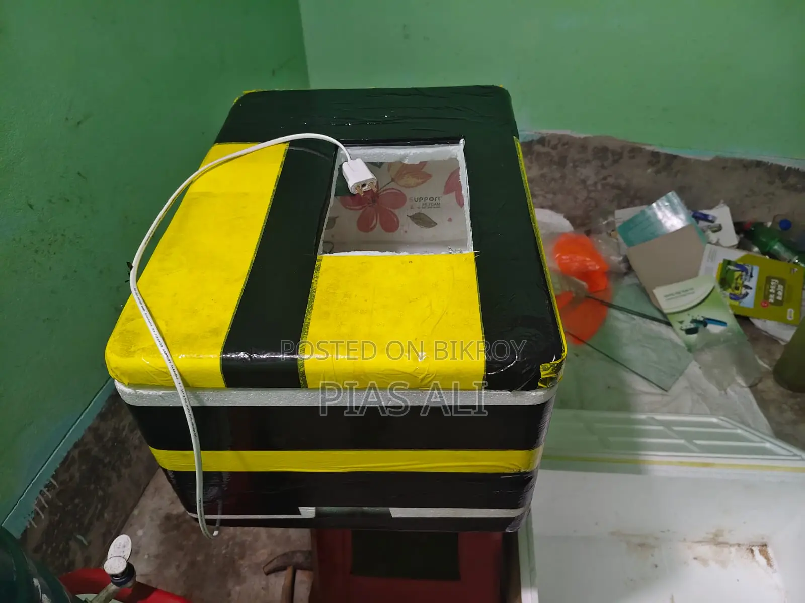 ৯০ ডিমের ইনকিউবেটর মেশিন কাঁচের ডিসপ্লে