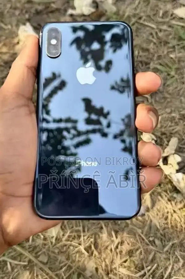 Apple iPhone XS (Used)