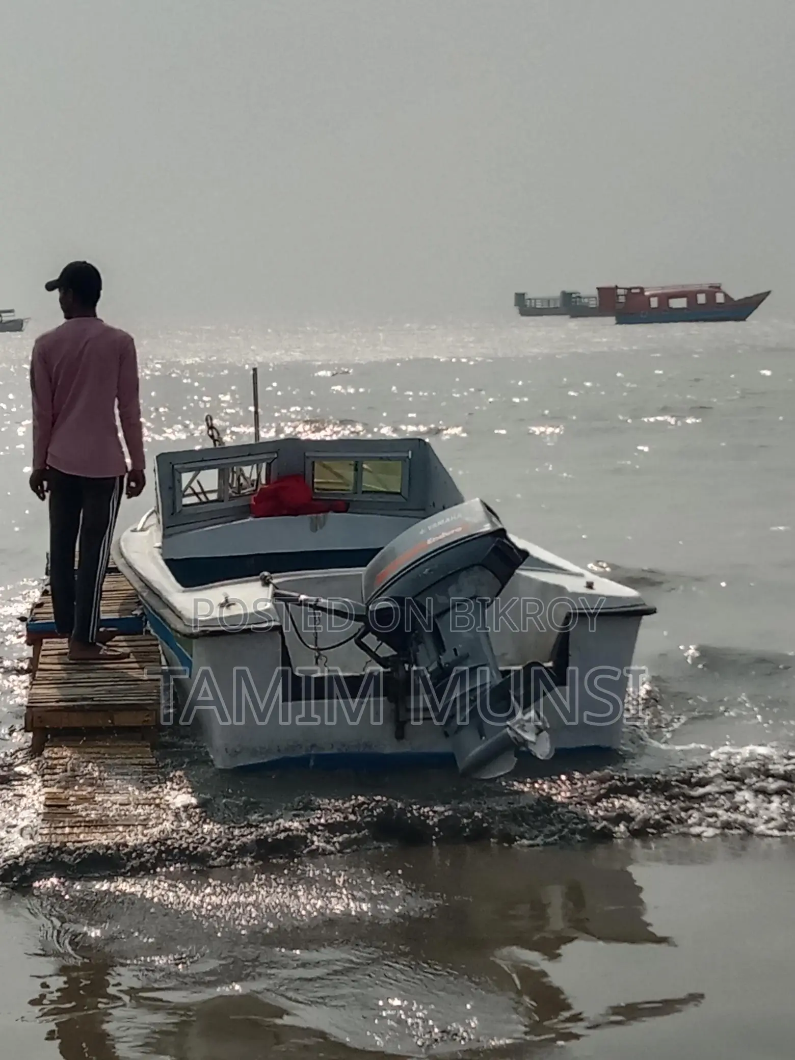 Speed Boat Fiber Body 40HP Yamaha Engine