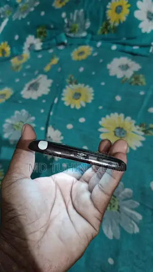 Samsung Galaxy J, (Used)
