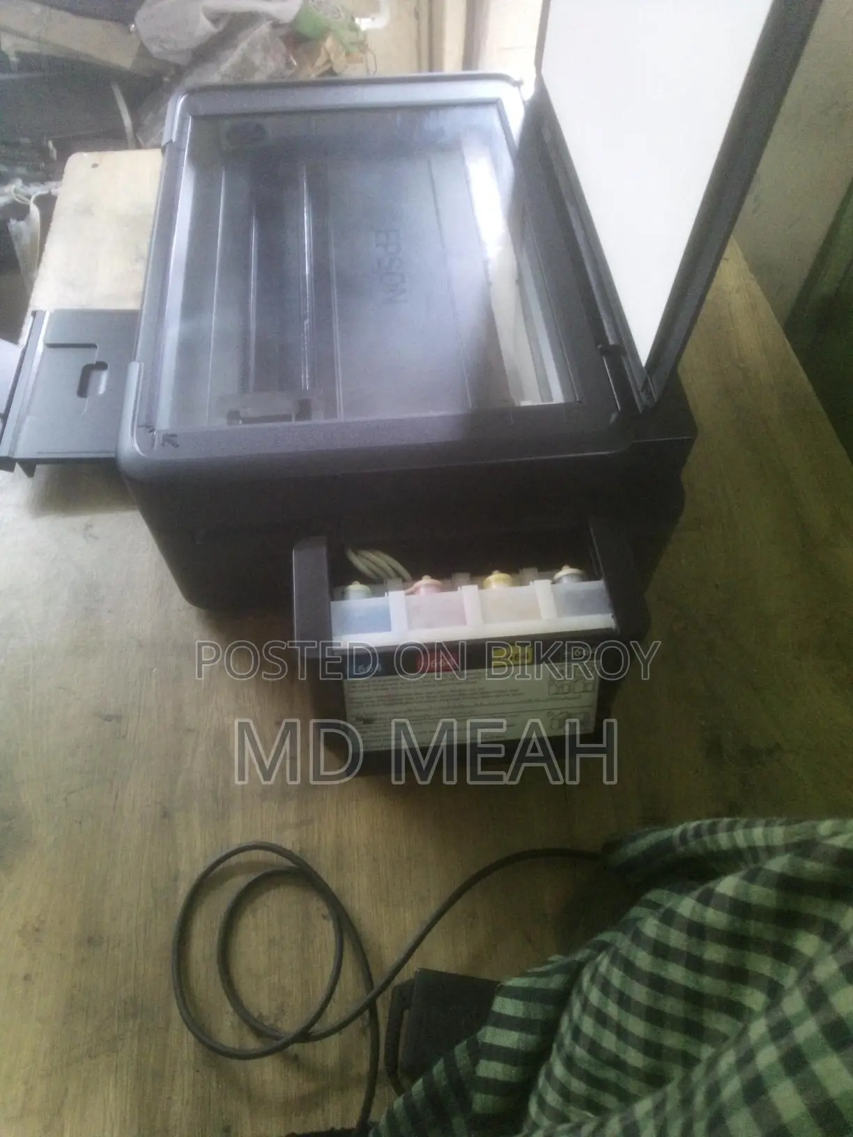 Epson L380 Scanner Printer Color Black Tank System