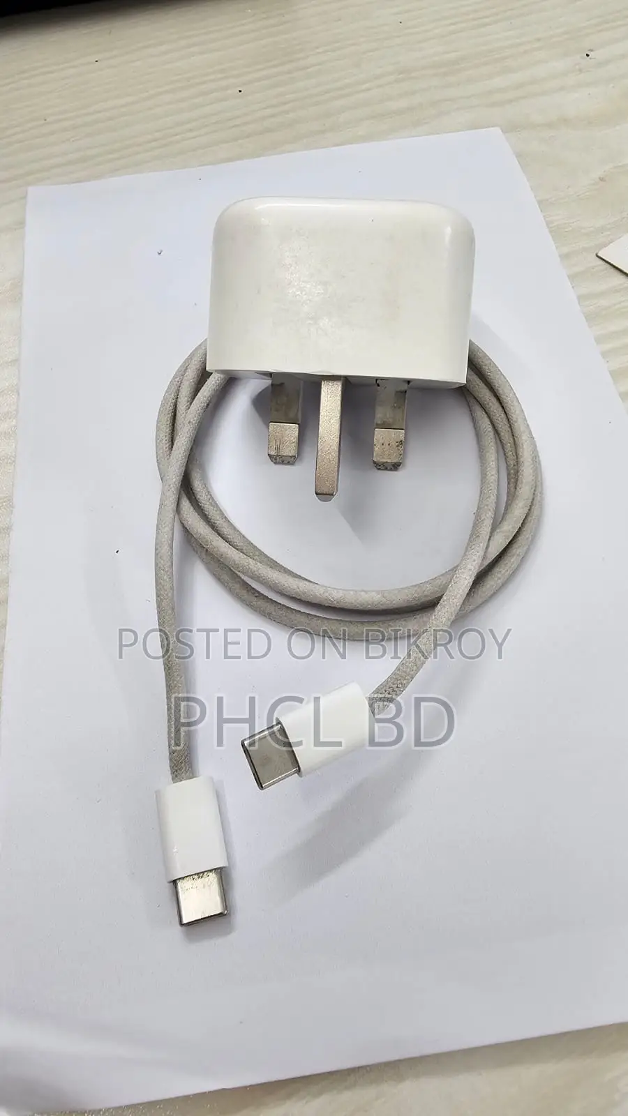 The 35w Single Usb-c Port Compact Power Adapter