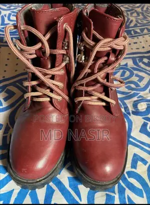 Fashionable Boots for Girls