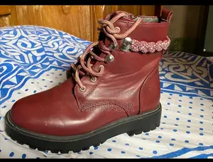 Fashionable Boots for Girls