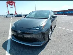 Toyota Prius HYBRID S SAFETY PKG 2020