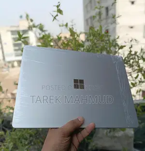 মাইক্রোসফট সারফেস ৩ ল্যাপটপ বিক্রয়ের জন্য