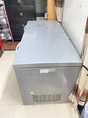 Super Ariston Deep Freezer – Model: Xf-51