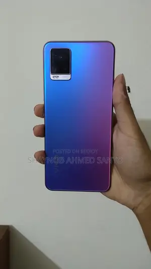 Vivo V20 . (Used)