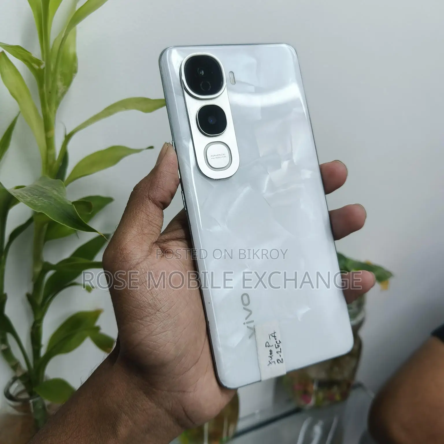 Vivo Y400 Pro 8/256 (Used)