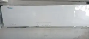 Gree AC 1.5 Ton Non-Inverter in Fresh Condition. Comes with Guarantee.