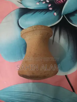 Old Clay Pot Found from Deep Soil (antique Pottery)