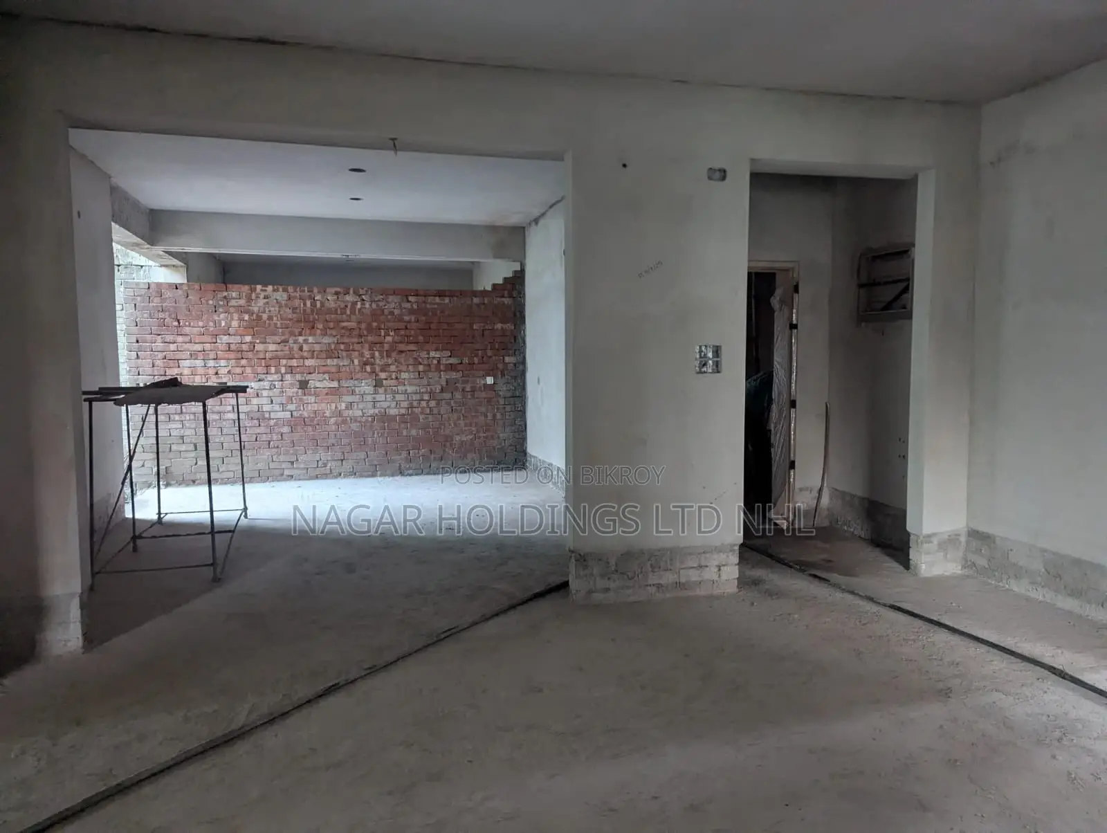 2450 sft. Peaceful & Prestigious Apartment @ Bashundhara