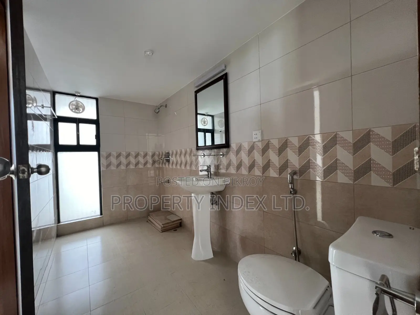 1980 Sqft Apartment for Sale in Bashundhara R/A – M Block