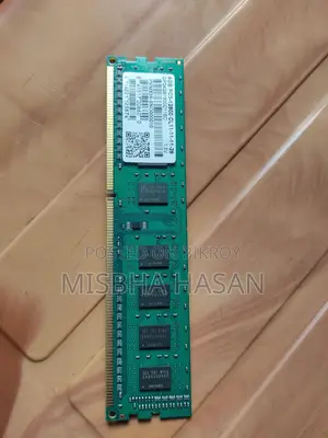 RAM 4 GB
