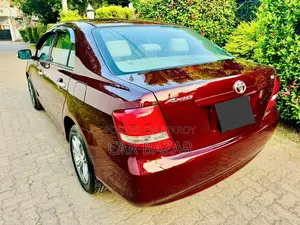 টয়োটা অ্যাক্সিও জি গ্রেড উইন ২০১১