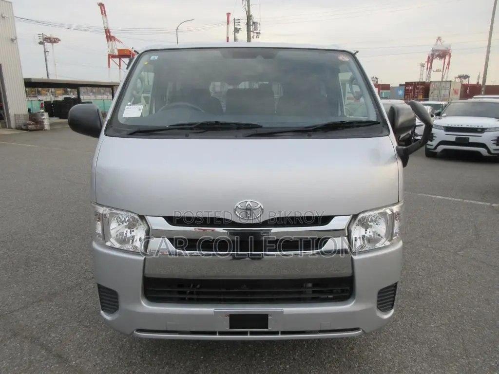 Toyota Hiace GL 2021