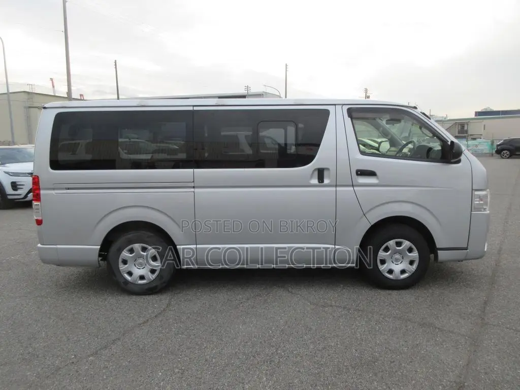 Toyota Hiace GL 2021
