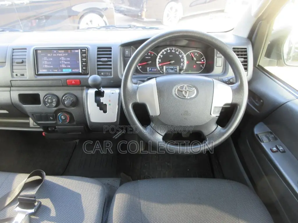 Toyota Hiace GL 2021