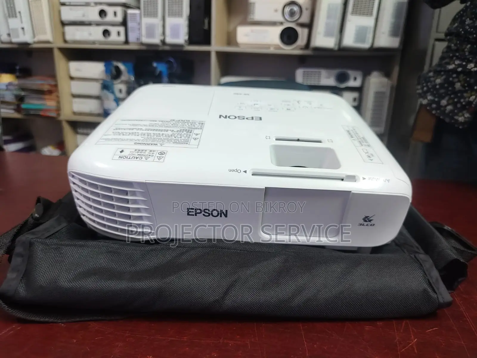 Epson PowerLite X49 3LCD Projector 3600 Lumens