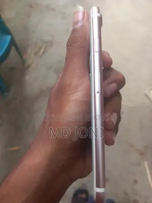 Apple iPhone 7 (Used)