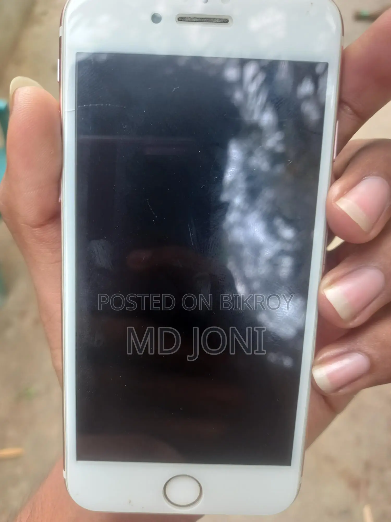 Apple iPhone 7 (Used)