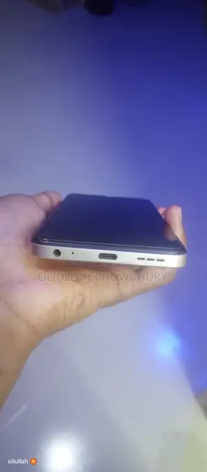 Infinix Hot 30i . (Used)