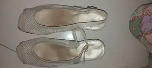 লো হিল